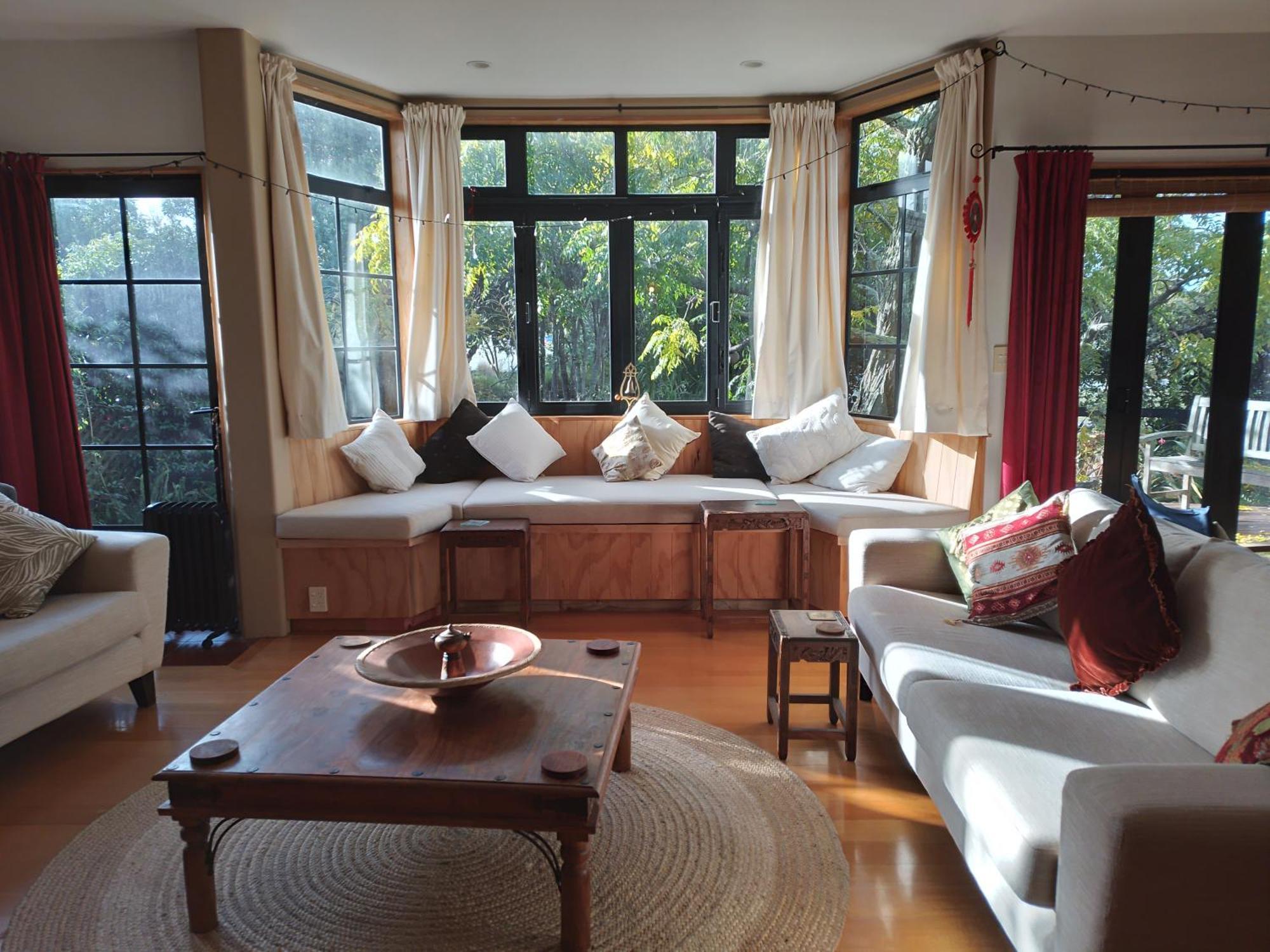 Bed and Breakfast Birds Eyes Te Awanga Exterior foto